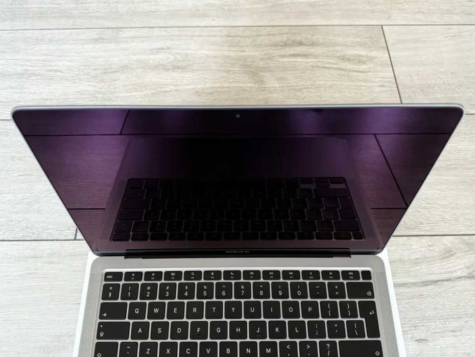 Apple MacBook Air M1 13,3" [2020] 16GB RAM 256GB SSD Gwiezdna Szarość