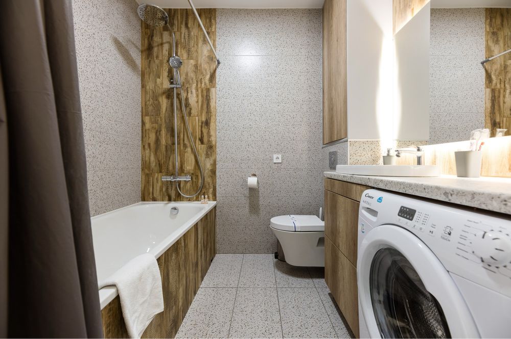 Квартира-студія в «Нивки Парк». Ванна. Метро Нивки. Центр