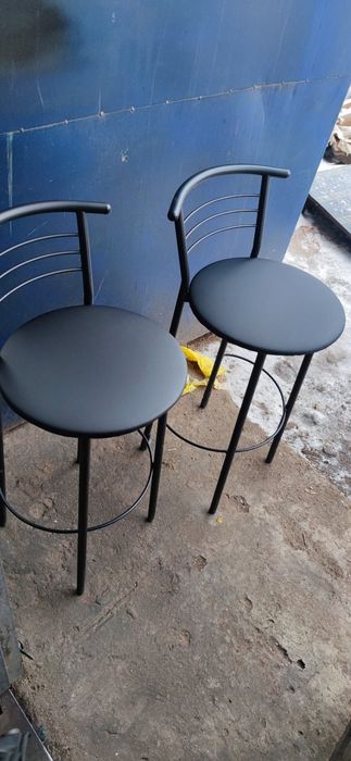 Продам барные стулья