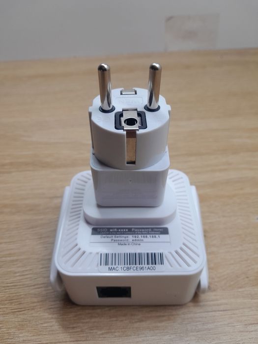 Wzmacniacz sygnału WD-R611U WiFi 2,4GHz kompatybilny z Alexą