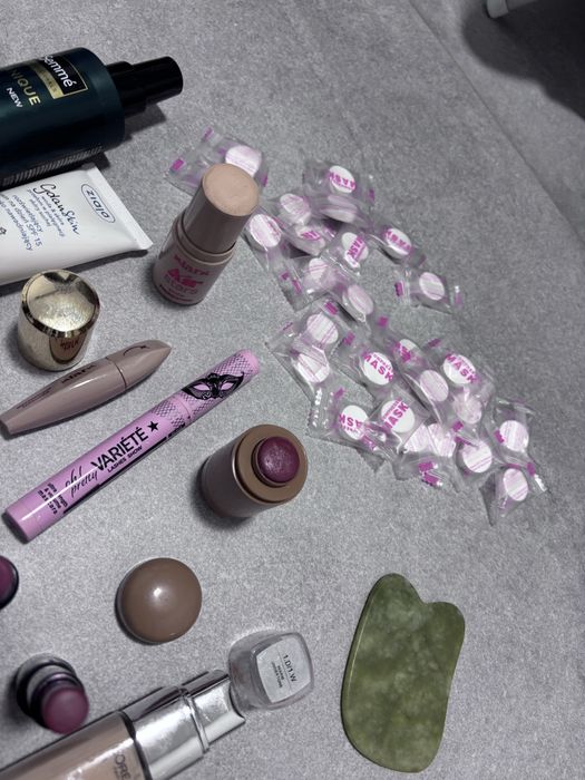 Duży zestaw kosmetyków Rimmel / Max Factor / Wibo / Eveline / L’Oreal