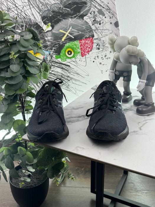 Кросівки Asics Gel Cumulus 45 розмір Е8142