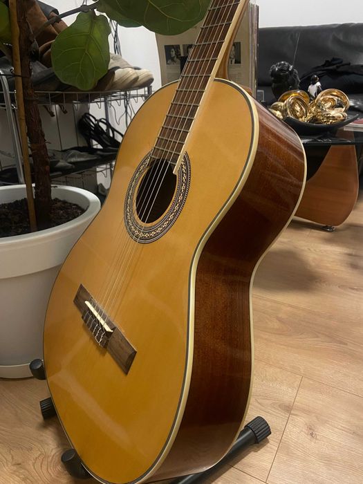 Gitara Elmira C-40 dla leworęcznych