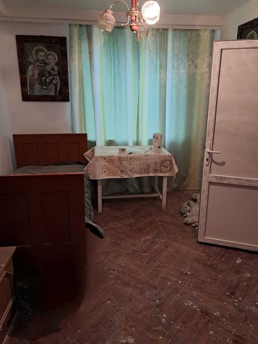 Продаж цегляного будинку