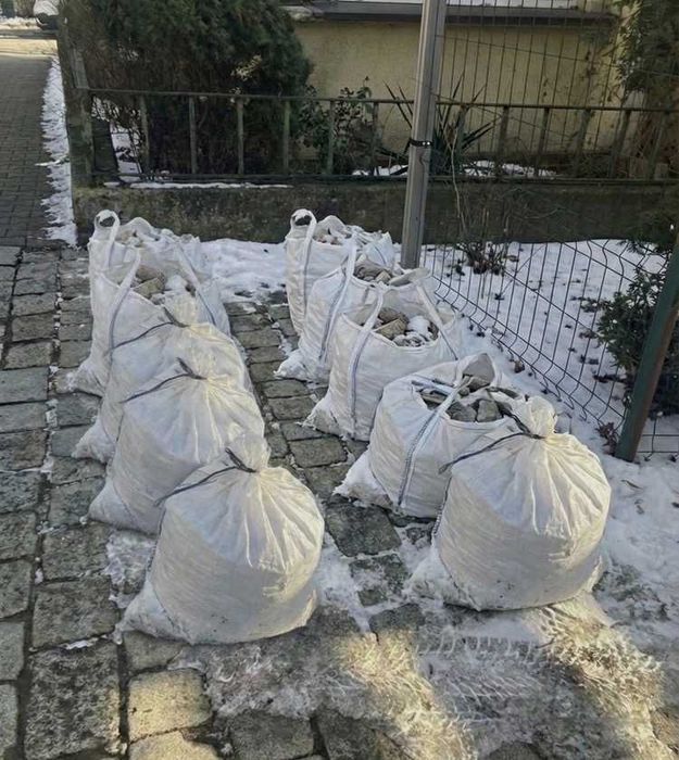 Sprzątanie piwnic, garaży i strychów – ZABRZE / Piece / Gruz