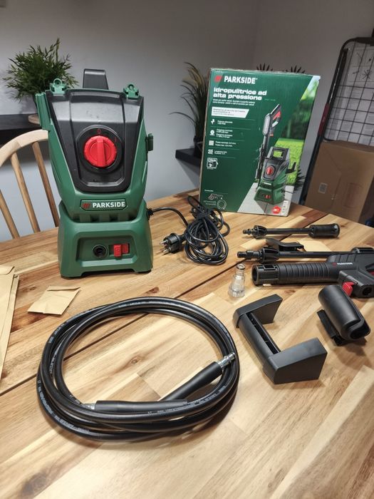 Máquina pressão nova ler anúncio