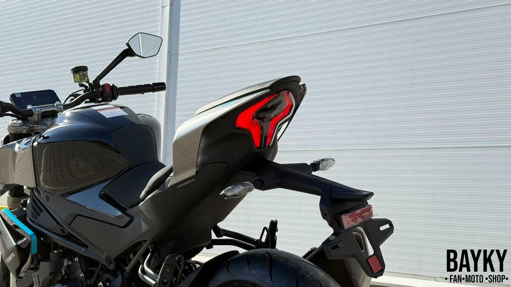 Мотоцикл CFMOTO 450NK