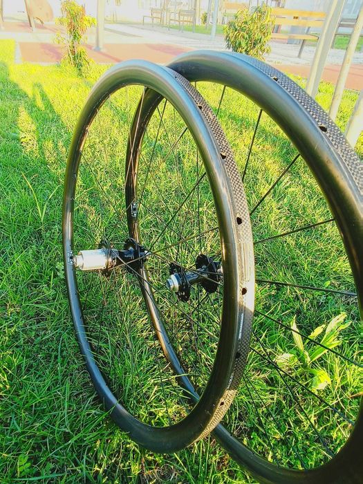 Rodas Enve cx Tubulares Carbono , para gravel ou estrada.
