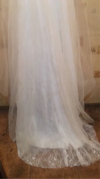 Свадебное  платье