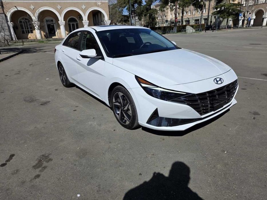 Hyundai Elantra 2022 Hybrid