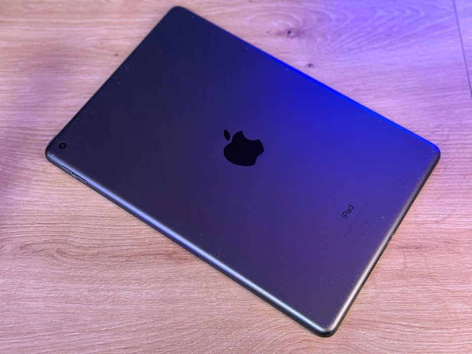 Tablet Apple iPad 9 gen. 64 GB WIFI bat: 80% - 89% + GW 6 msc