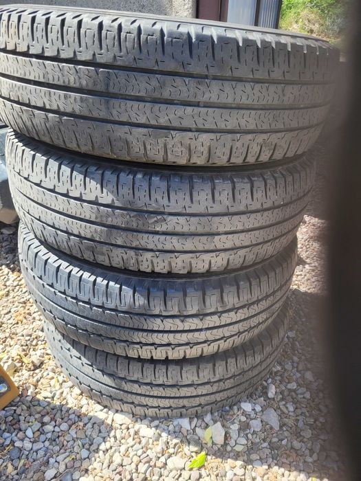 Opony 225/75 16C Bus  Michelin