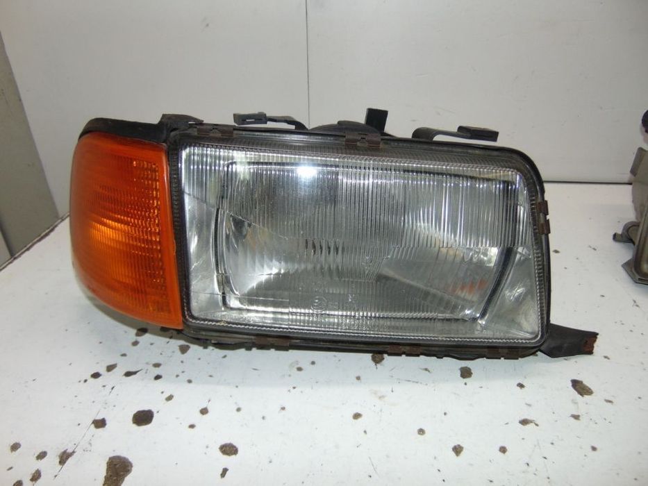 Audi80 farol direito/Renault super 5 farois originais