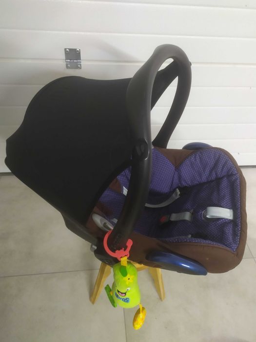 Nosidełko Maxi Cosi + baza + adaptery