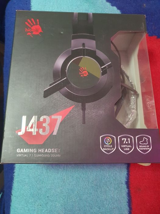 Наушники с микрофоном Bloody J437