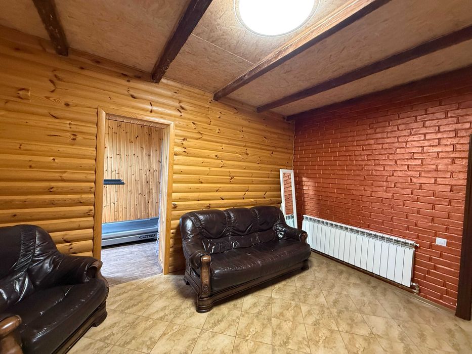 Продам чудовий будинок в Боянівці, всього 15 км від Рівного.