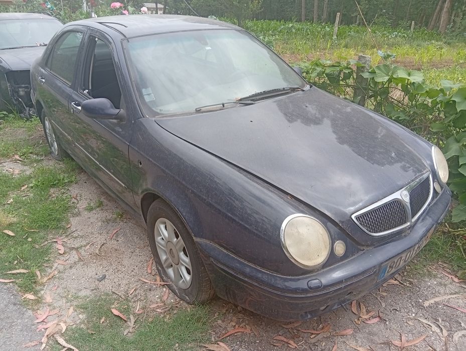 Lancia Lybra 1.9 JTD peças .