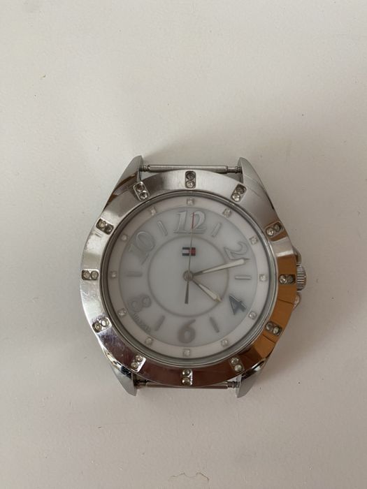 Relógio Tommy Hilfiger com bracelete de pele nova