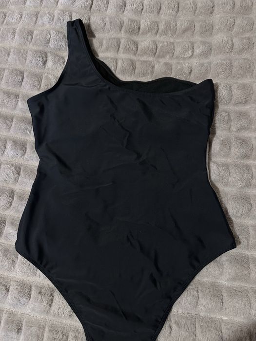 Продам купальник чорний