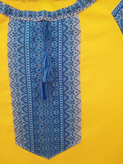 Жіноча сукня вишиванка