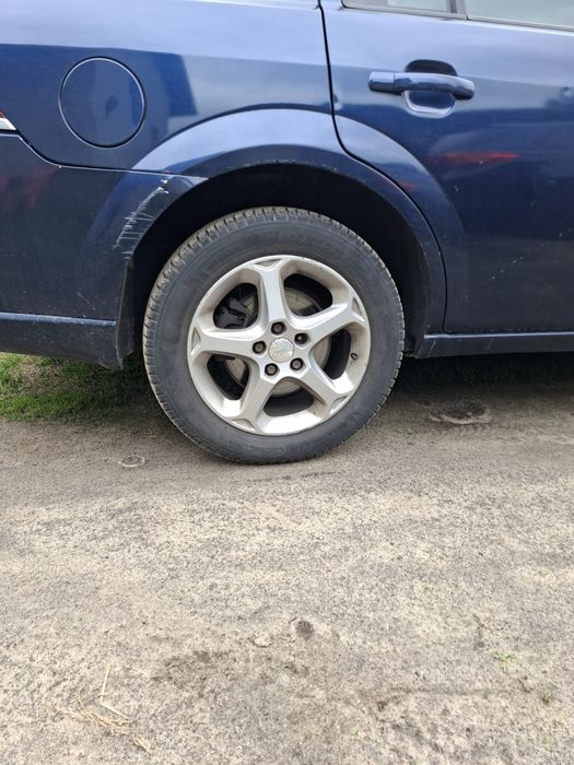 Sprzedam alufelgi z oponami
