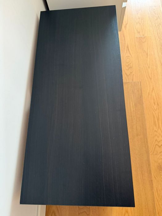 Mesa de Tv IKEA preta