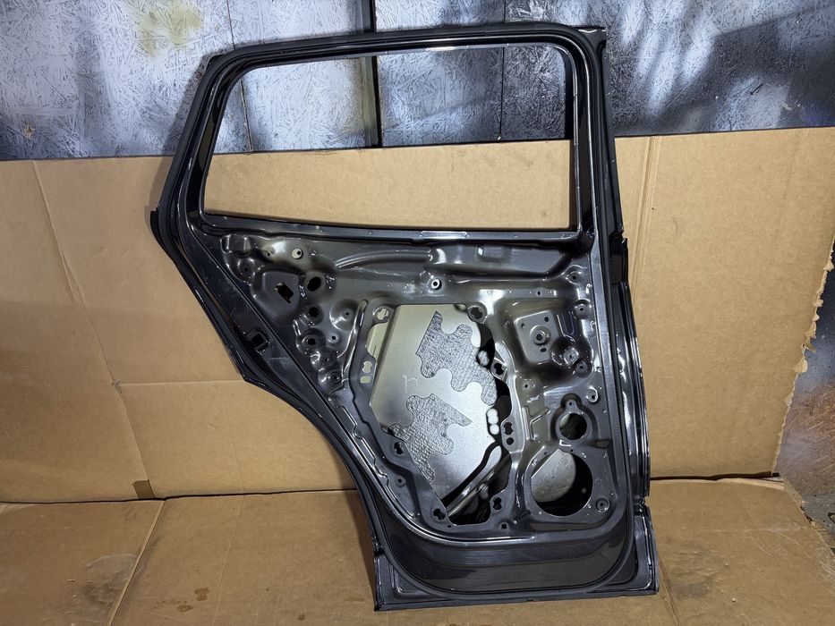 Двері Задні Ліві VW ID4, Volkswagen, ІД4