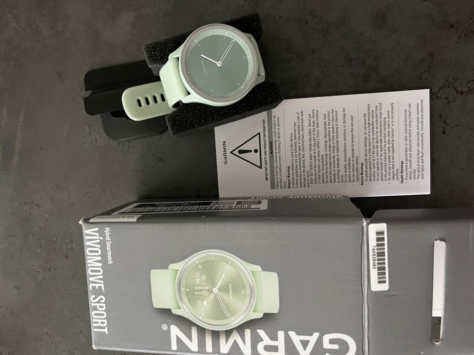 Garmin Vivomove Sport