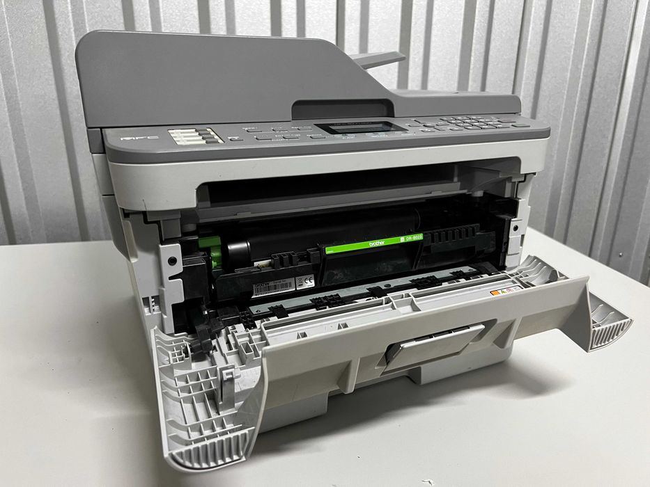 Drukarka laserowa 4-w-1 (druk, skan, kopiowanie, fax)