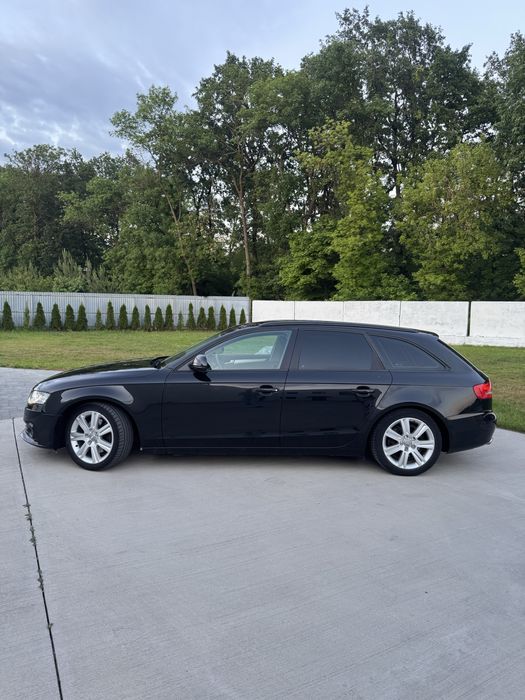 Продам Audi A4 B8 2009 2.0 TFSI