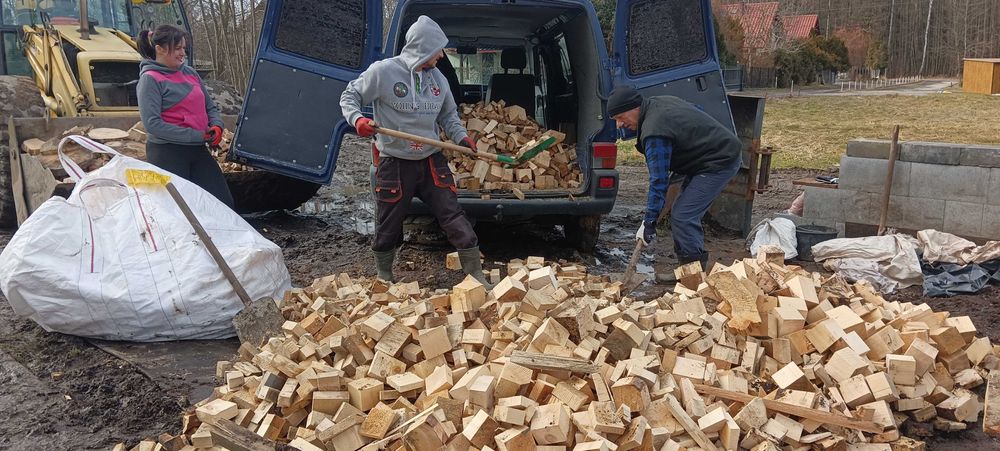 świerk Dąb drewno kominkowe opałowe suche opał, z transportem