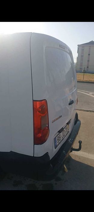 Berlingo de 3 lugares longa adblue l1.6 HDI 2010