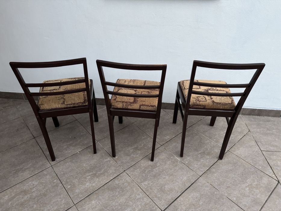 4 krzesła tapicerowane