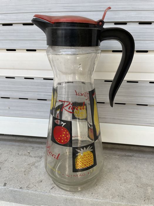 Jarro antigo pirogravado