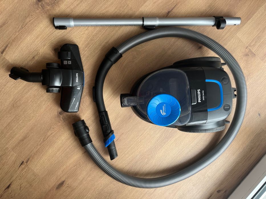 Philips Odkurzacz bezworkowy z serii 3000 używany