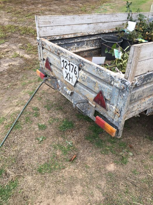 Легковой прицеп «Кремень»1999г