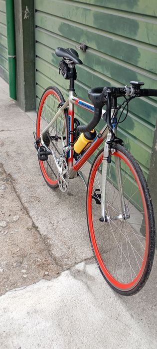 Vendo bicicleta de pista300€