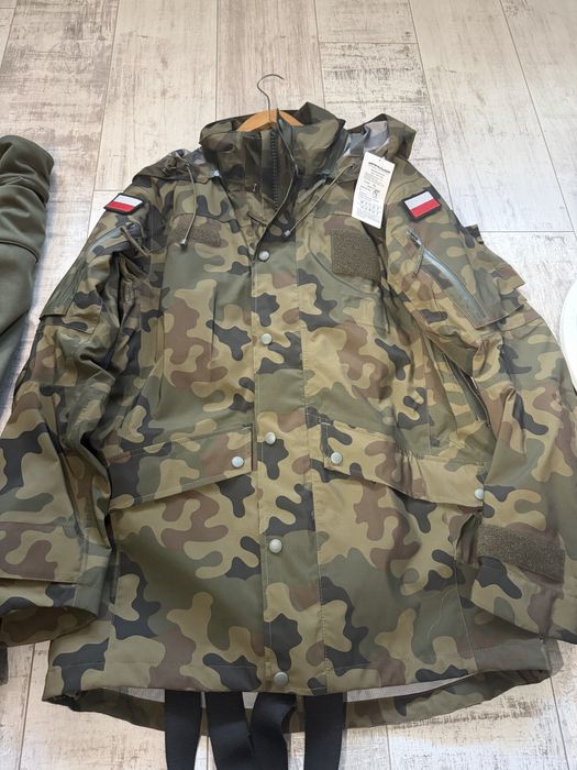 sprzedam kurtke wojskowa goratex  rozmiar s/L