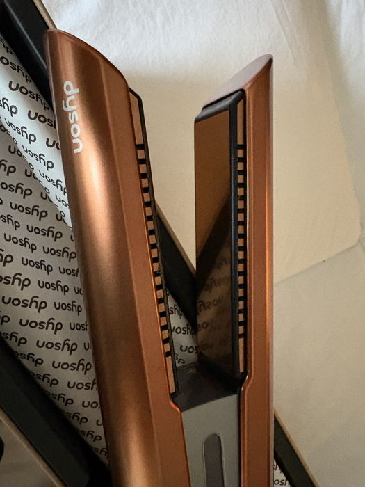 Dyson Corrale Straightener - Travel Dok