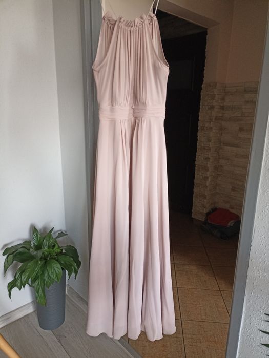 Długa elegancka sukienka