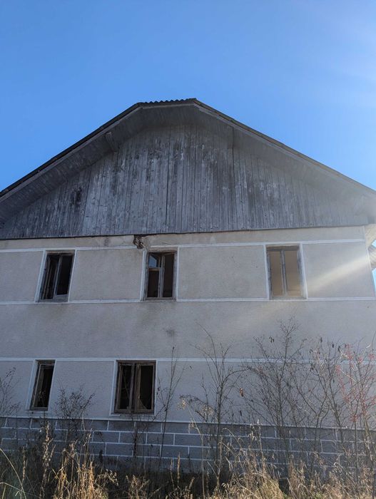 Продається будинок із земельною ділянкою у с. Старі Богородчани (12)