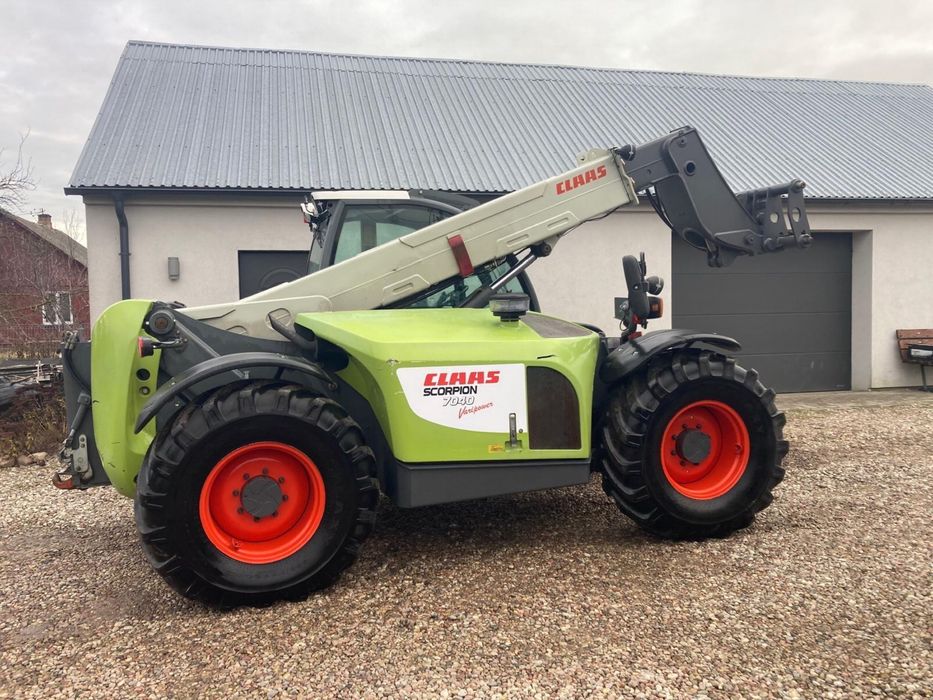 ładowarka teleskopowa Claas Scorpion 7040 nie 7045  merlo manitou