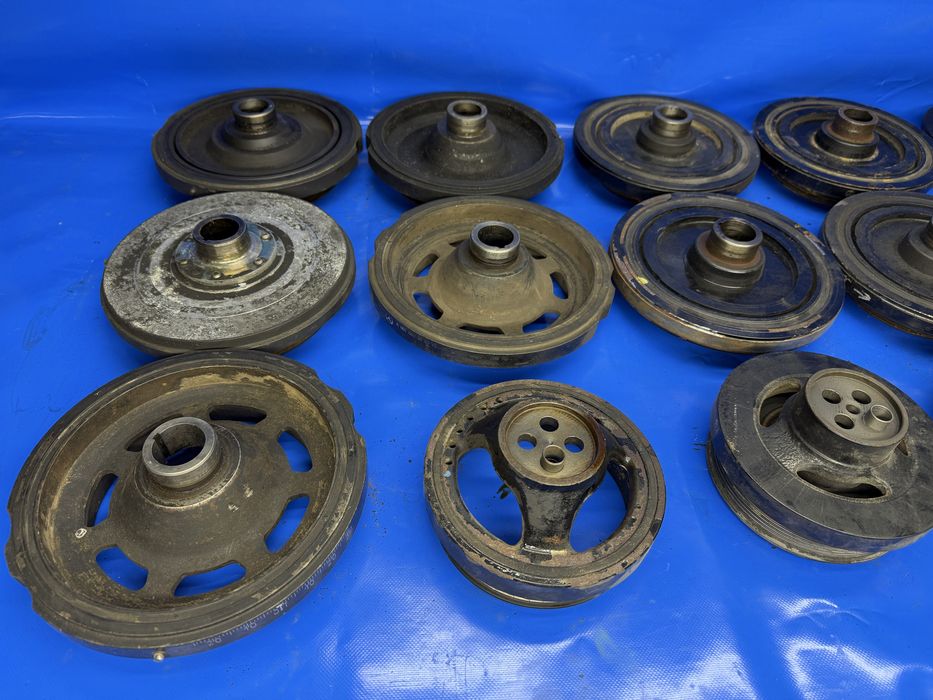 Шків шкив Колінвала Мерседес 2.0 2.2 2.3 2.5 2.7 2.9 3.0 3.2 3.5