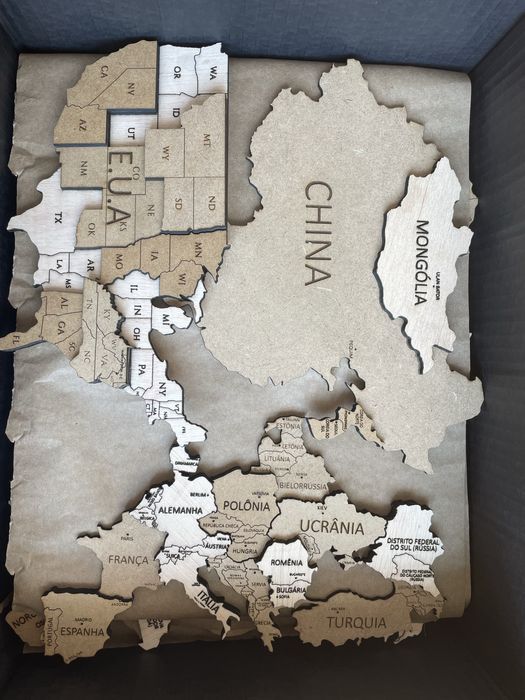Mapa mundo 3D PT (laser)