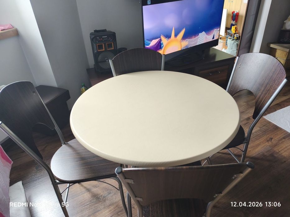 Stolik   Plus 4 Krzesła zestaw