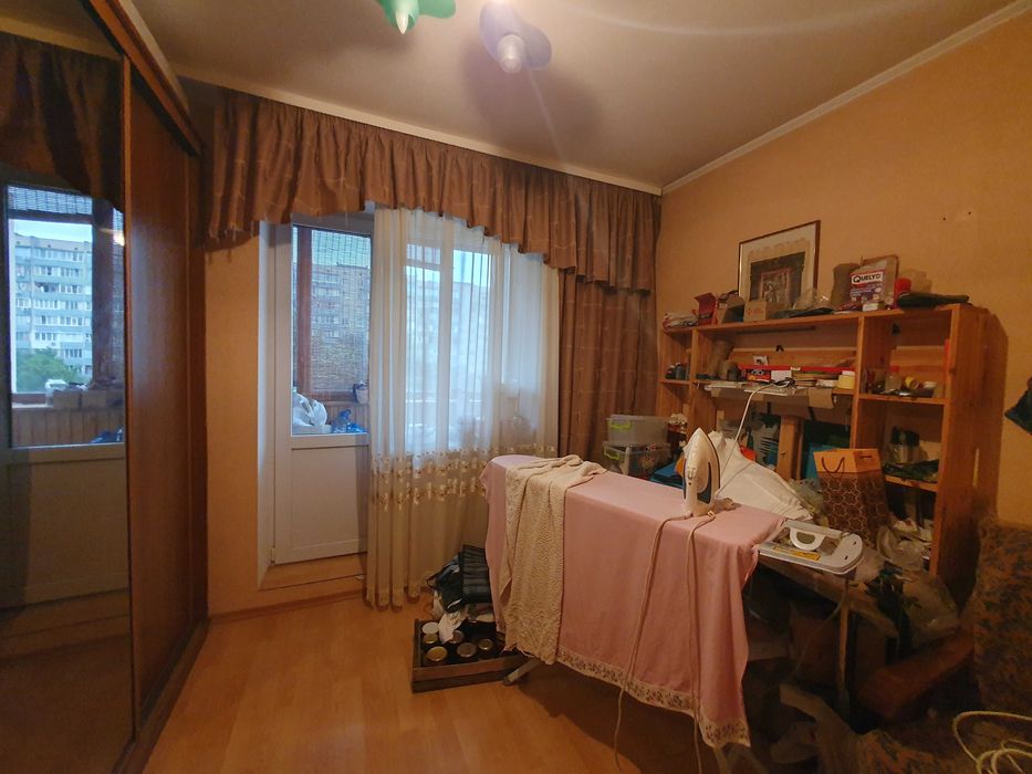 Продаётся 3-х комнатная квартира в Обухове.