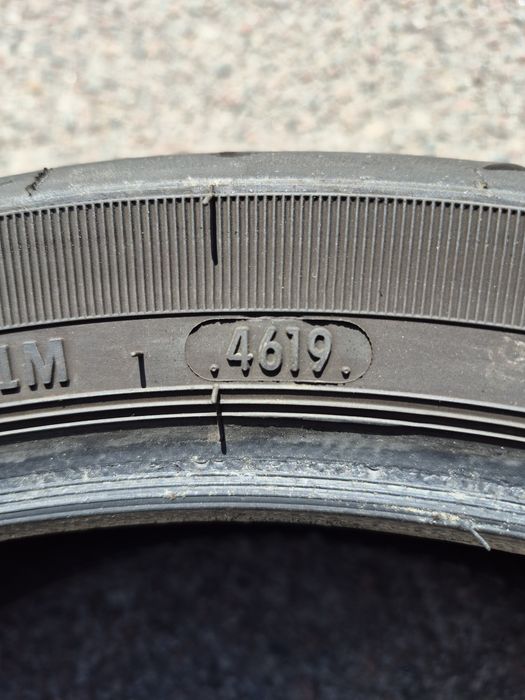 Dunlop D407 200/50 R18 M/C 76V