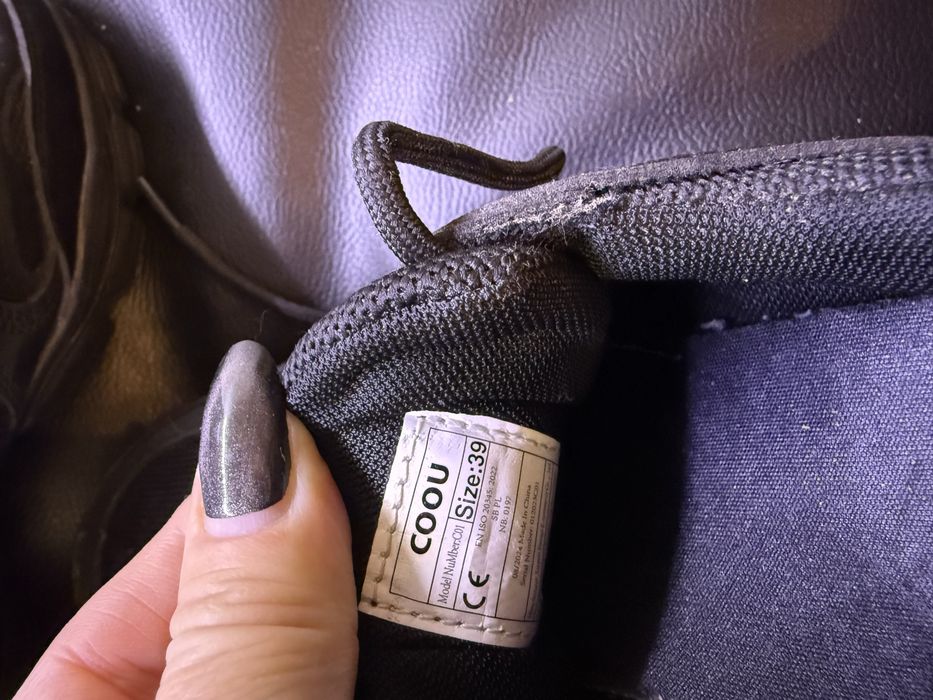 Продам обувь рабочую, с железным носком, состояние новое,