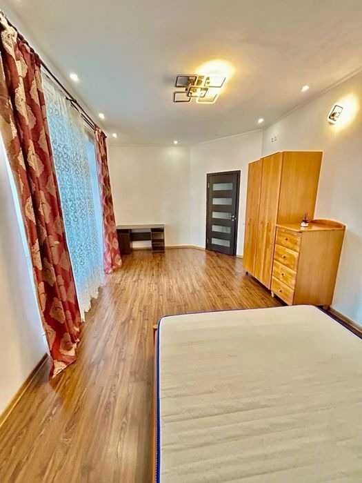 Продаж 2к квартири євроремонт в новобудові з АО 65м2