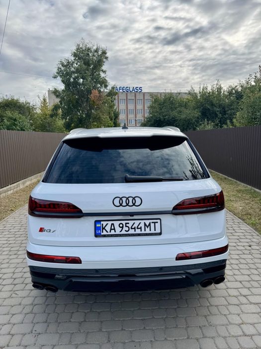 Киів продаж свого авто Ауді Q7
